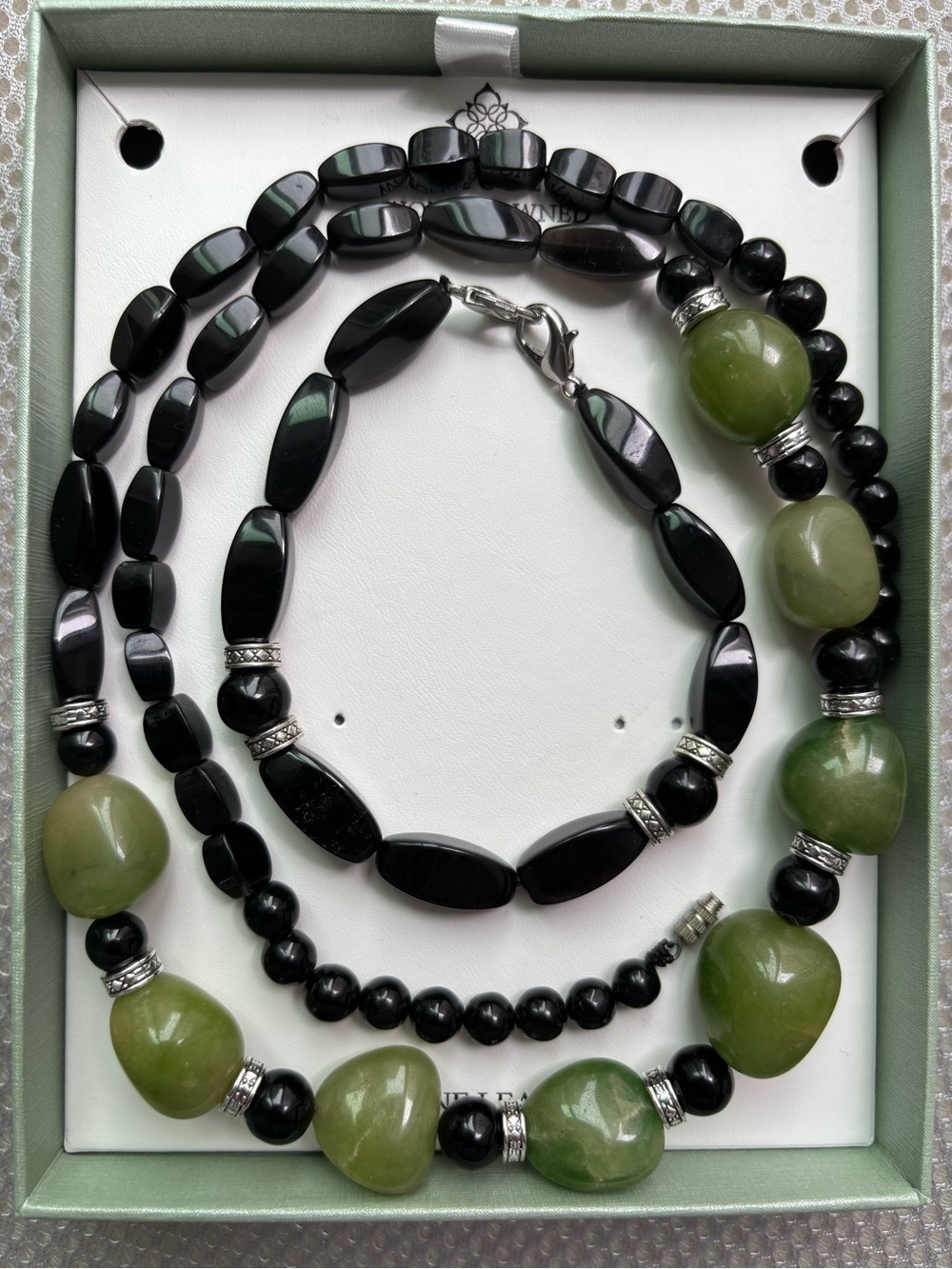 Handmade Agate and Aventurine Beaded Necklace and Bracelet Jewelry Set